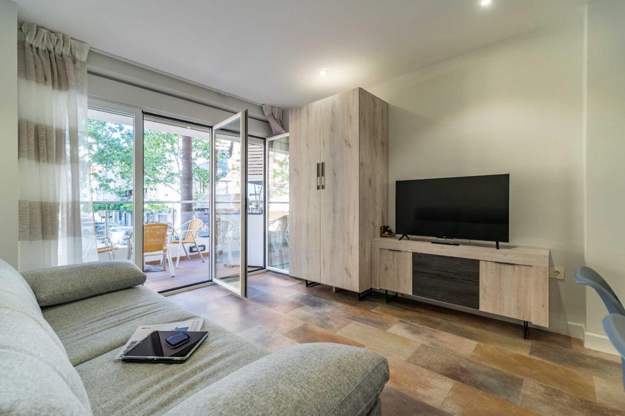 פואנגירולה Apartamentos Dr28 A 250 M De La Playa מראה חיצוני תמונה