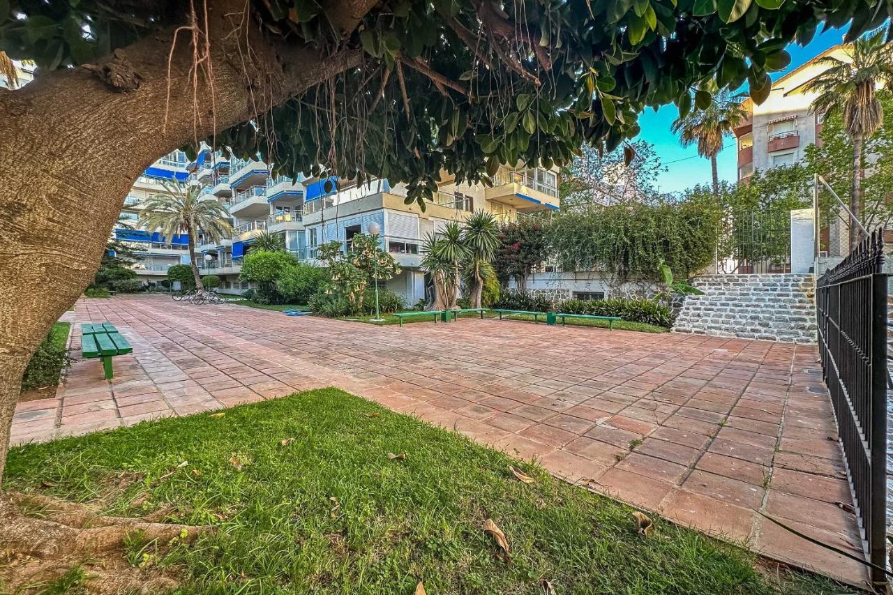 פואנגירולה Apartamentos Dr28 A 250 M De La Playa מראה חיצוני תמונה