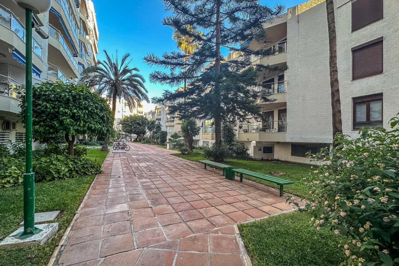 פואנגירולה Apartamentos Dr28 A 250 M De La Playa מראה חיצוני תמונה