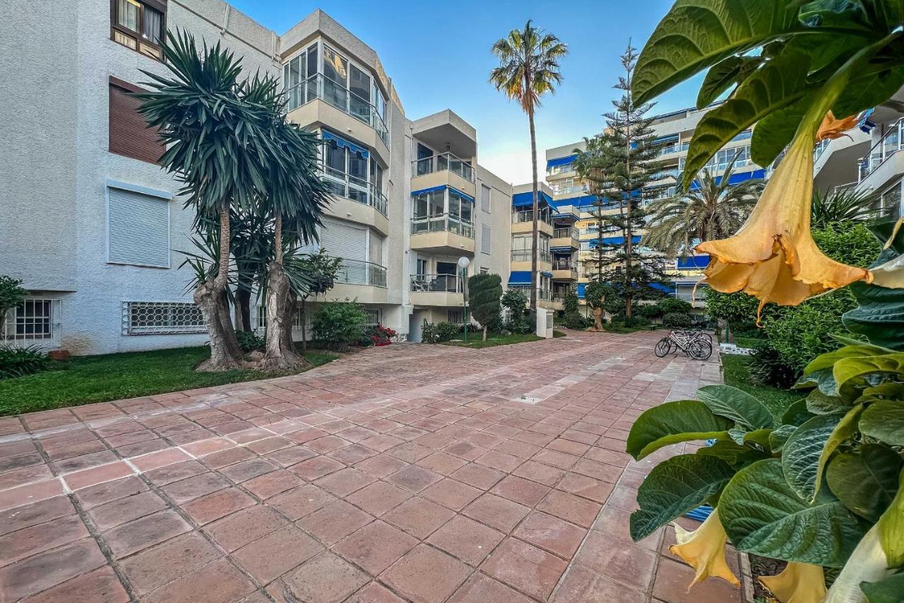 פואנגירולה Apartamentos Dr28 A 250 M De La Playa מראה חיצוני תמונה
